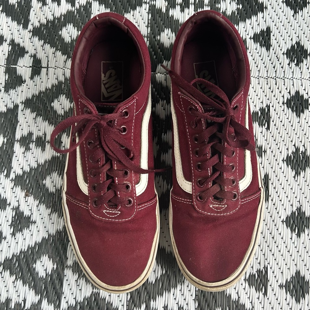 Maroon Vans Men’s Sz 10
